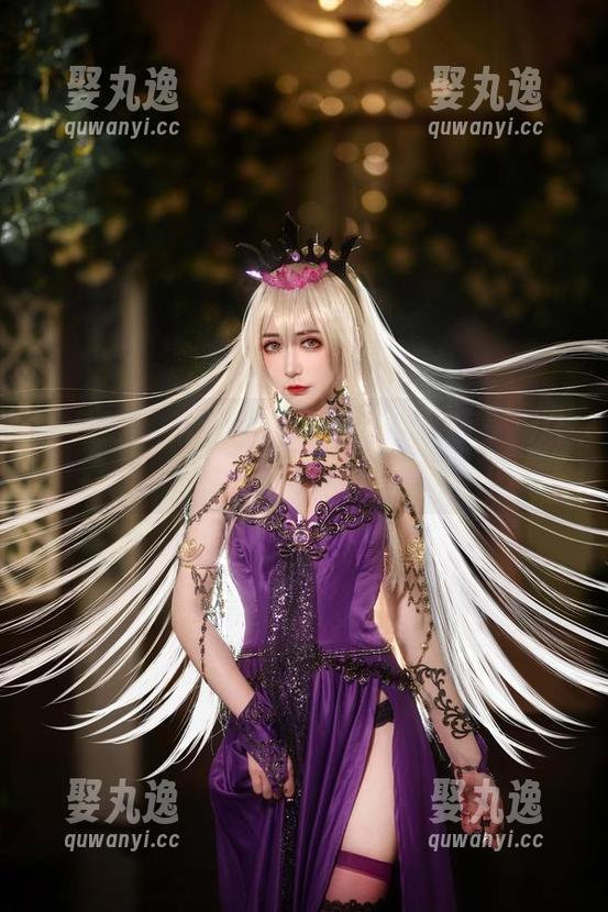网盘里藏着阮邑Fairy的美脚，完美得让人叹气。
