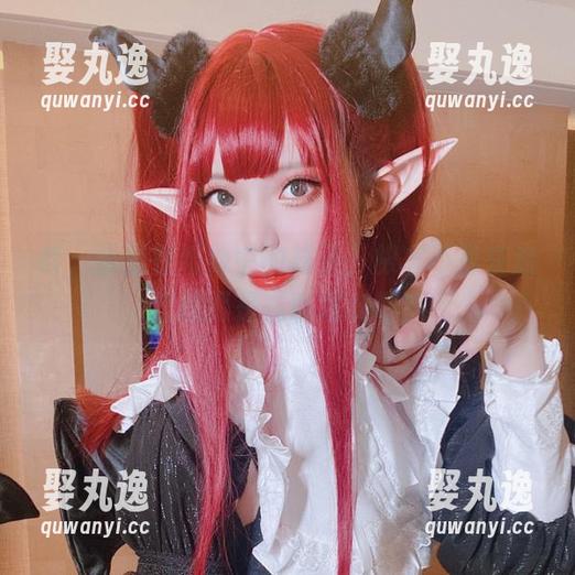 哇，雪猫在婚纱中的样子，根本不是在走红毯而是在逛超市吧？
