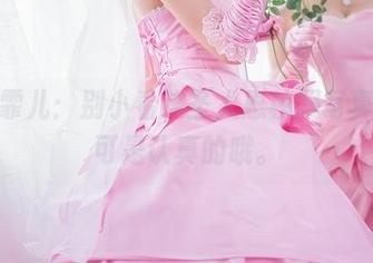 鳗鱼霏儿：别小看这圣人惠校服写真，我可是认真的哦。