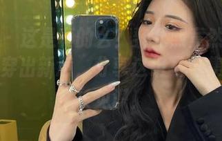 微密圈 – 这是真的么？黎允熙竟然能把黑丝睡裙穿出新意，分享这组写真集给我长长见识！